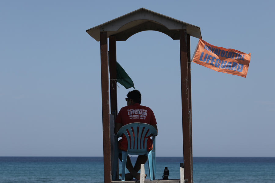 Θρήνος για 20χρονο ναυαγοσώστη στα Χανιά: Ο καβγάς με ομάδα αλλοδαπών και η μάχη των γιατρών να τον κρατήσουν στη ζωή