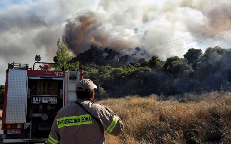 Πυρκαγιά στην Σταμάτα:  Νεκρός 45χρονος από ανακοπή