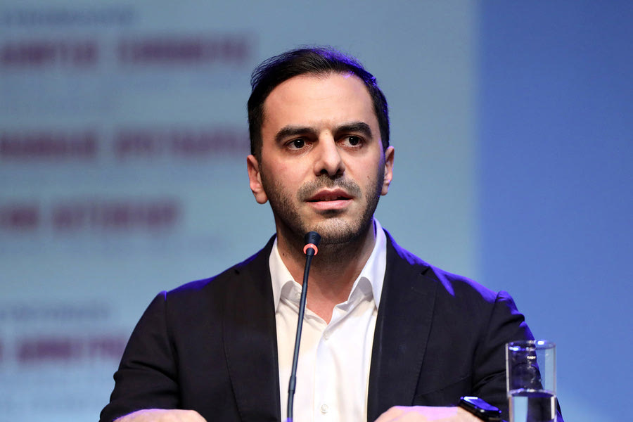 ΠΑΣΟΚ: Στηρίζει Δούκα για την ηγεσία ο Χριστοδουλάκης