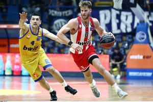 Στους τελικούς της Basket League ο Ολυμπιακός