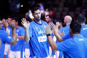 Κόπηκαν Λούντζης και Χουγκάζ από τη 12άδα της Εθνικής για το Προολυμπιακό