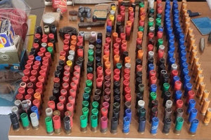 Η καταγγελία για ενδοοικογενειακή βία αποκάλυψε… δυναμίτες!