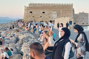 Ποια Σαντορίνη, το ηλιοβασίλεμα στον Κούλε!