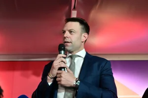 Στέφανος Κασσελάκης: «Δεν μπορούμε να σταματήσουμε τη δημιουργία της μεγάλης προοδευτικής παράταξης»