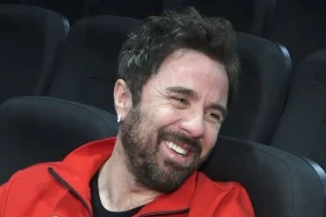 Θανάσης Τσαλταμπάσης: Τα δάκρυα για τον ερχομό της κόρης του και το πιο δυνατό χειροκρότημα