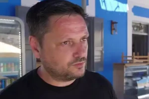 Σύμη: Με δάκρυα στα μάτια ο καμεραμάν που εντόπισε τη σορό του Μόσλεϊ – «Μακάρι να είχα καλύτερα νέα»