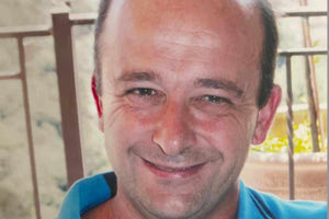 Ο τελευταίος αποχαιρετισμός στον  καθηγητή του ευρωπαϊκού σχολείου Εντουάρντο Φιορίλλο