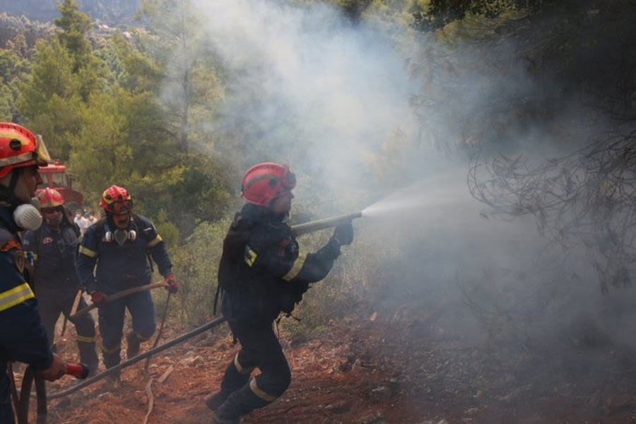 Πυροσβεστική: 34 πυρκαγιές εκδηλώθηκαν το τελευταίο 24ωρο