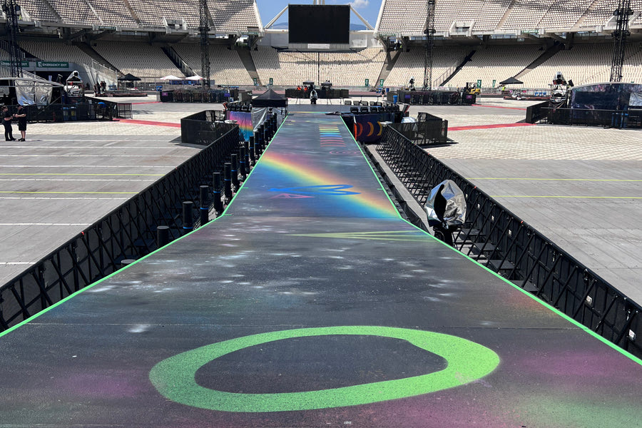 Coldplay: Έτοιμοι για τη μεγάλη συναυλία στην Αθήνα