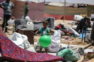 Σφοδρές μάχες και βομβαρδισμοί στη Γάζα – Αδιέξοδες οι συνομιλίες για κατάπαυση πυρός