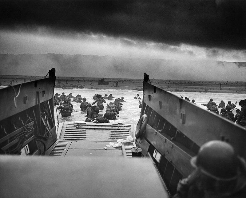 D-Day, η μέρα που που έγινε η απόβαση στη Νορμανδία και τέλειωσε τον πόλεμο