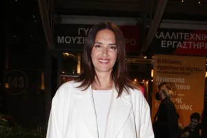 Νόνη Δούνια: «Εμείς οι γυναίκες δεν αντιμετωπιζόμαστε ισότιμα με τους άνδρες παντού»