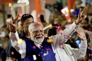 Εκλογές στην Ινδία: Ο Ναρέντρα Μόντι ομόφωνα πρωθυπουργός για τρίτη θητεία