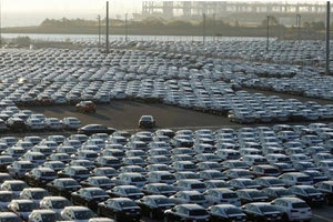 Τέλη κυκλοφορίας: Αυτά είναι τα πρόστιμα για τα ανασφάλιστα οχήματα