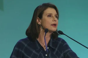 Η ανάθεση στην Κατερίνα Μπατζελή και η…στήριξη του δημάρχου