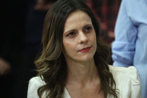 Η Εφη Αχτσιόγλου πέρασε τις γιορτές σε νοσοκομείο του εξωτερικού