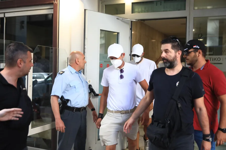 Φωτιά στην Ύδρα: Ολοκληρώθηκαν οι απολογίες των 13 μελών του πληρώματος