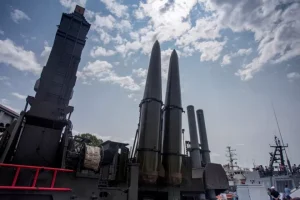 «Θα απαντήσουμε σε οποιεσδήποτε απειλές»: Η Λευκορωσία συμμετέχει σε πυρηνικά γυμνάσια με τη Ρωσία