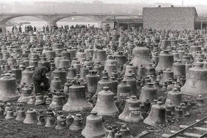 Ξέρατε γιατί ξηλώθηκαν πάνω από από 175.000 καμπάνες στην Ευρώπη;