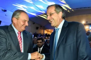 Η αγωνία για το τι θα πουν οι…βαρώνοι του κόμματος