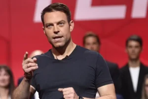 Στέφανος Κασσελάκης: Συναντήθηκε με τους ευρωβουλευτές του ΣΥΡΙΖΑ