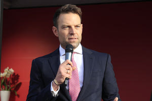 Στ.Κασσελάκης: Με πόσα μισόκιλα φέτα ισούνται τα 192.000 ευρώ που ξόδεψε η ΝΔ για διαφήμιση