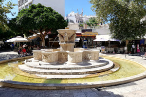 Ηράκλειο: Νέα θύελλα έρχεται με πρόστιμα του Δήμου προς την εστίαση!