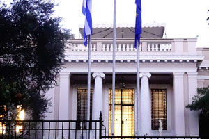 «Μπορείς να κοροϊδεύεις λίγους για πολύ καιρό και πολλούς για λίγο. Δεν μπορείς, όμως, να τους κοροϊδεύεις όλους για πάντα»