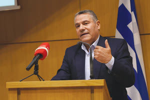 Κώστας Μπογδανίδης: Αν καταρρεύσει το διαδίκτυο, θα έχουμε την… «Πατρίδα»