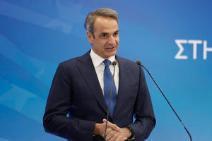 Ακύρωσε το ταξίδι ο Μητσοτάκης και οργιάζουν οι φήμες