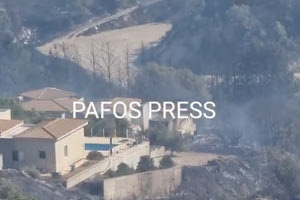 Φωτιά στην Πάφο της Κύπρου