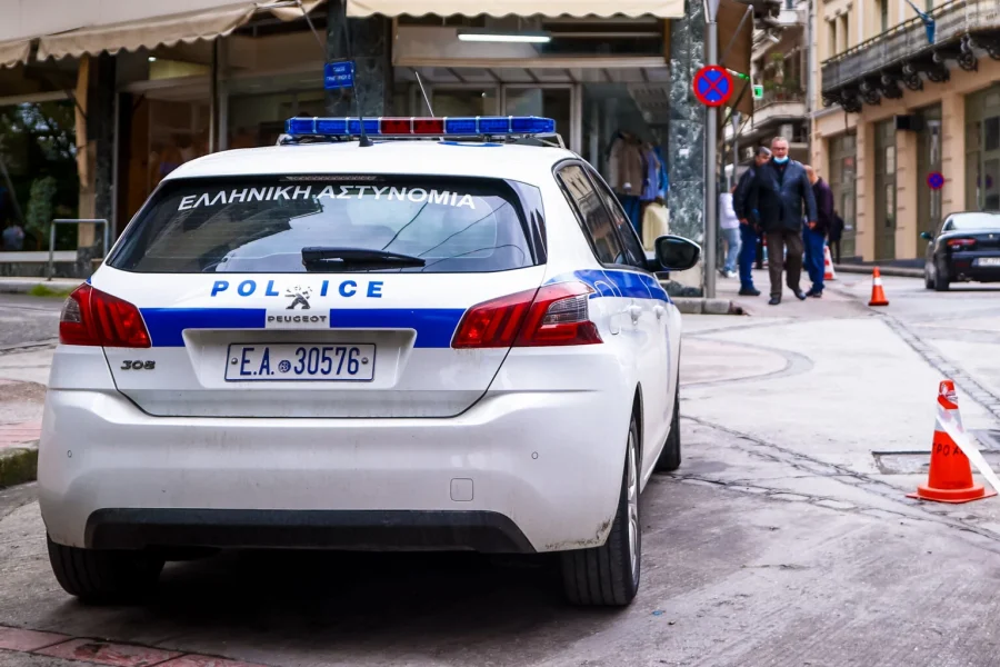 Σύλληψη 33χρονου στους Αγίους Αναργύρους – Έκανε άσεμνες χειρονομίες σε 17χρονη