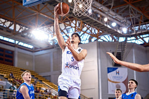 «Aρχίζουμε ταπεινά, ώστε με σκληρή δουλειά να πάμε ψηλά» λέει ο Πλώτας