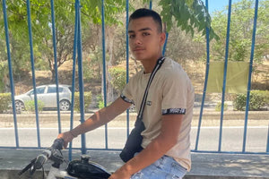 Ο 15χρονος Παντελής με μόλις 200 ευρώ έκανε το ποδήλατό του μηχανάκι!