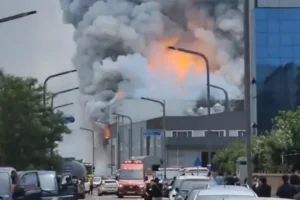 Νότια Κορέα: Τουλάχιστον 16 νεκροί από την έκρηξη σε εργοστάσιο με μπαταρίες λιθίου – Πέντε οι αγνοούμενοι