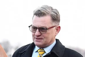 Κέρκυρα: Γνωστός προπονητής ιπποδρομιών στις ΗΠΑ ο 55χρονος Αμερικάνος που βρέθηκε νεκρός