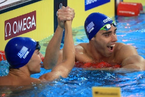 Σάρωσε και στα 100μ. ύπτιο η Ελλάδα: Χρυσό μετάλλιο ο Χρήστου, ασημένιο ο Μακρυγιάννης