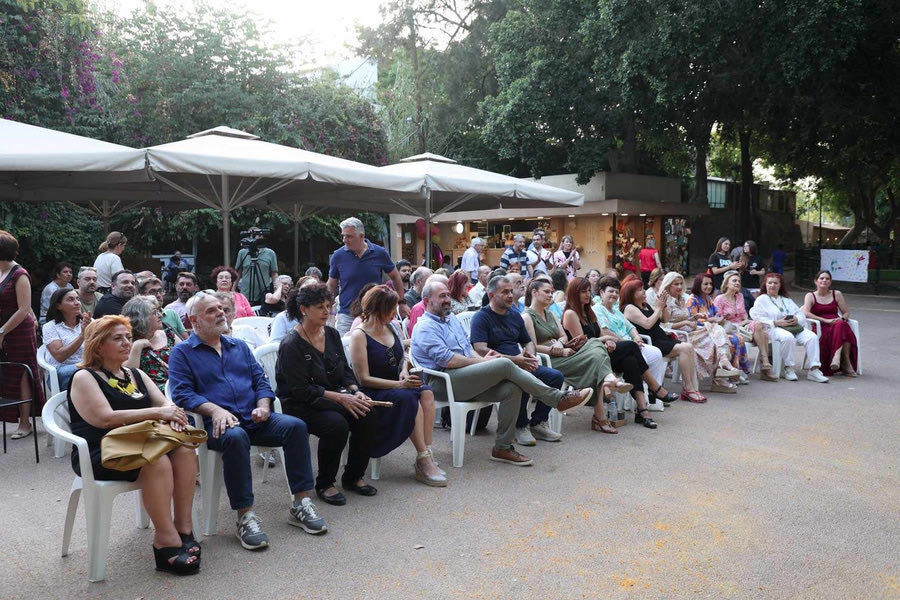 «ΑνθίΖω την πόλη μου»: Απονεμήθηκαν τα βραβεία στους εθελοντές