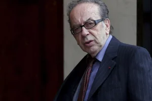 Πέθανε ο επιφανέστερος σύγχρονος Αλβανός συγγραφέας Ισμαήλ Κανταρέ