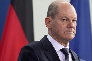 Ο καγκελάριος της Γερμανίας Σολτς απορρίπτει την άρση των περιορισμών στη χρήση δυτικών όπλων από τις ένοπλες δυνάμεις της Ουκρανίας