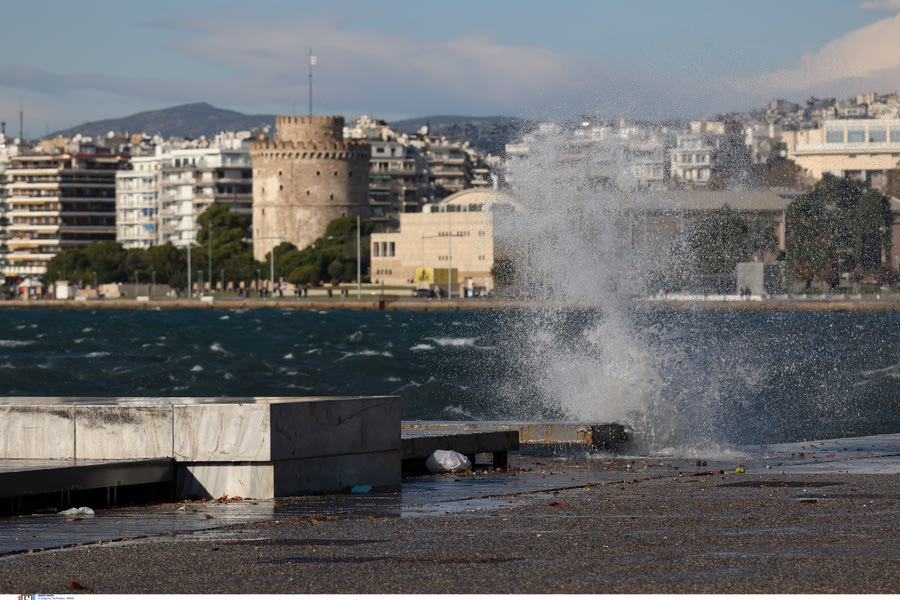 Αλλάζει ο καιρός: Καταιγίδες, κεραυνοί και χαλάζι – Ποιες περιοχές θα επηρεάσει η 48ωρη κακοκαιρία