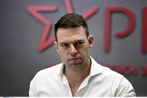 Στέφανος Κασσελάκης: «Πράξη πολιτικής γενναιότητας και ανιδιοτέλειας η απόφαση του Joe Biden»