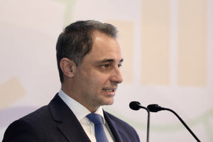 Επίθεση αγνώστων στα γραφεία του βουλευτή Ηρακλείου Μάξιμου Σενετάκη