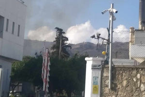 Χανιά: Μεγάλη κινητοποίηση της Πυροσβεστικής για φωτιά δίπλα στο εργοστάσιο της ΔΕΗ!