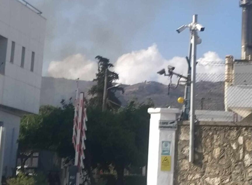 Χανιά: Μεγάλη κινητοποίηση της Πυροσβεστικής για φωτιά δίπλα στο εργοστάσιο της ΔΕΗ!