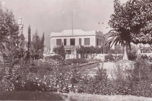 Ξηλώθηκαν οι πυλώνες φωτισμού και τώρα μπορεί να ξαναγίνει…πλατεία;