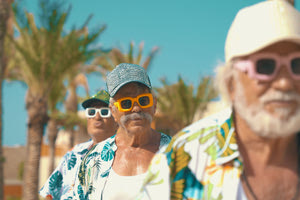 Ξεκαρδιστικό βίντεο με την συμμετοχή του Ηλία Μαμαλάκη: Παππούδες από την Κρήτη ανοίγουν βεντέτα με τις viral γιαγιάδες