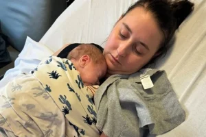 35χρονη γυναίκα χάνει και τα τέσσερα άκρα της μετά από σοβαρή μόλυνση με στρεπτόκοκκο στην εγκυμοσύνη