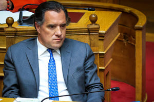 “Γαλάζια” πυρά για την κατάσταση του Εθνικού Συστήματος Υγείας