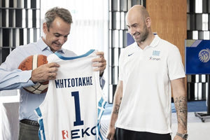 Με την Εθνική ομάδα μπάσκετ συναντήθηκε ο Κυριάκος Μητσοτάκης